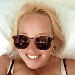 Meet your Posher, Juliette